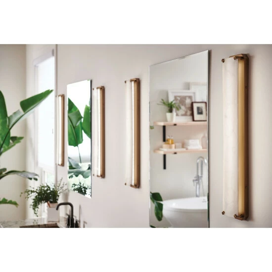 Brand new 🎁 Hinkley Lighting Hinkley Serene LED Vanity In Heritage Brass 🔥 2 Brand new 🎁 Hinkley Lighting Hinkley Serene LED Vanity In Heritage Brass 🔥 - Image 2