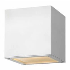 Outlet ✔️ Hinkley Lighting Hinkley Kube LED Outdoor Wall Mount In Satin White 😍